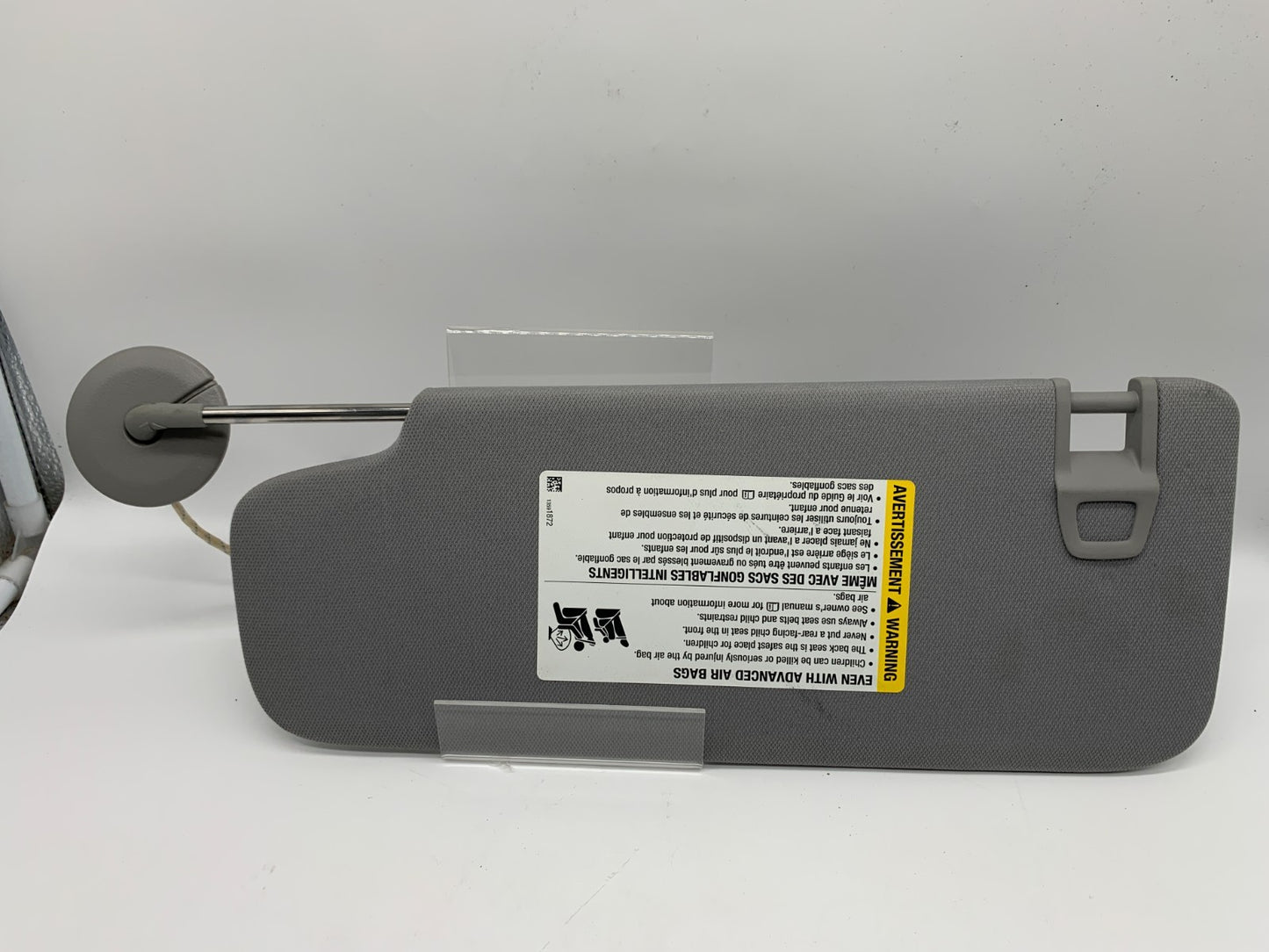 2021-2022 Chevrolet Trailblazer Passenger Sun Visor Gray OEM C01B07013