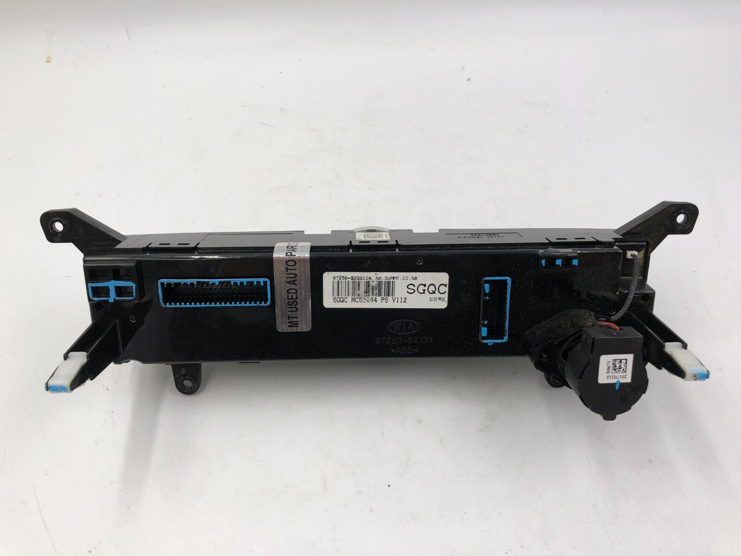 2017-2019 Kia Soul AC Heater Climate Control OEM A04B43068