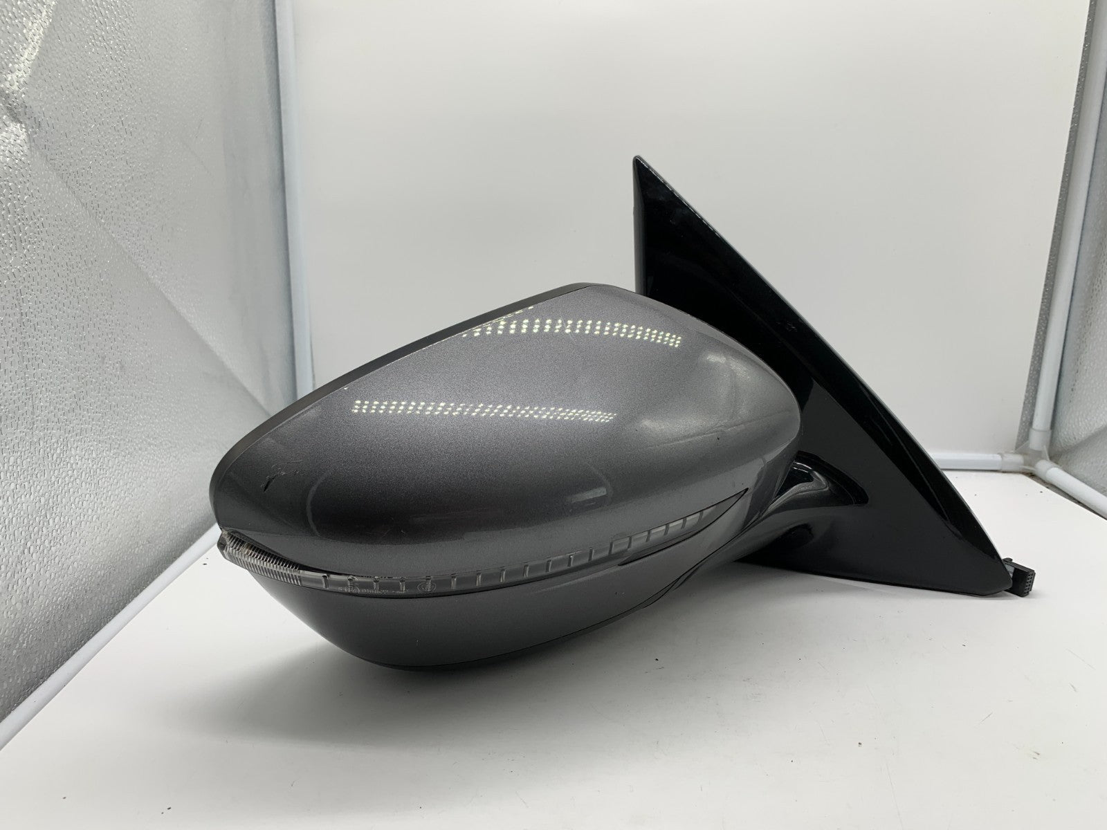 2017 Nissan Pathfinder Passenger Side Power Door Mirror Gray OEM A02B23030