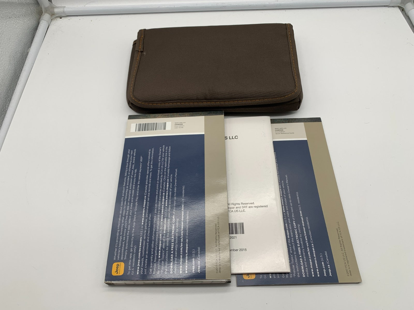 2018 Jeep Compass User Guide Owners Manual Set with Case OEM B03B22005