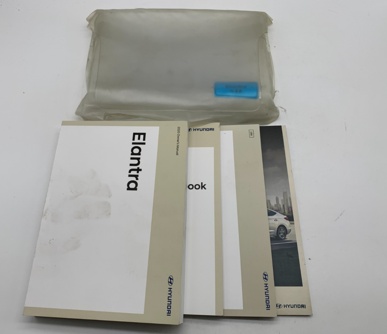 2020 Hyundai Elantra Owners Manual Set with Case OEM D03B68013