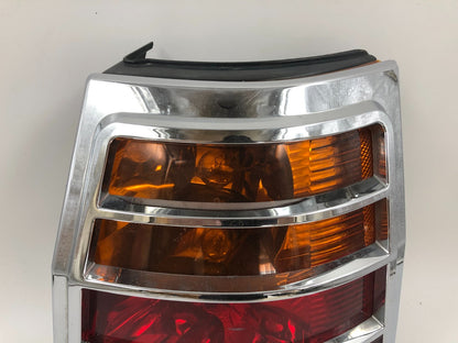 2004-2008 Chrysler Pacifica Passenger Side Tail Light Taillight OEM B01B53001