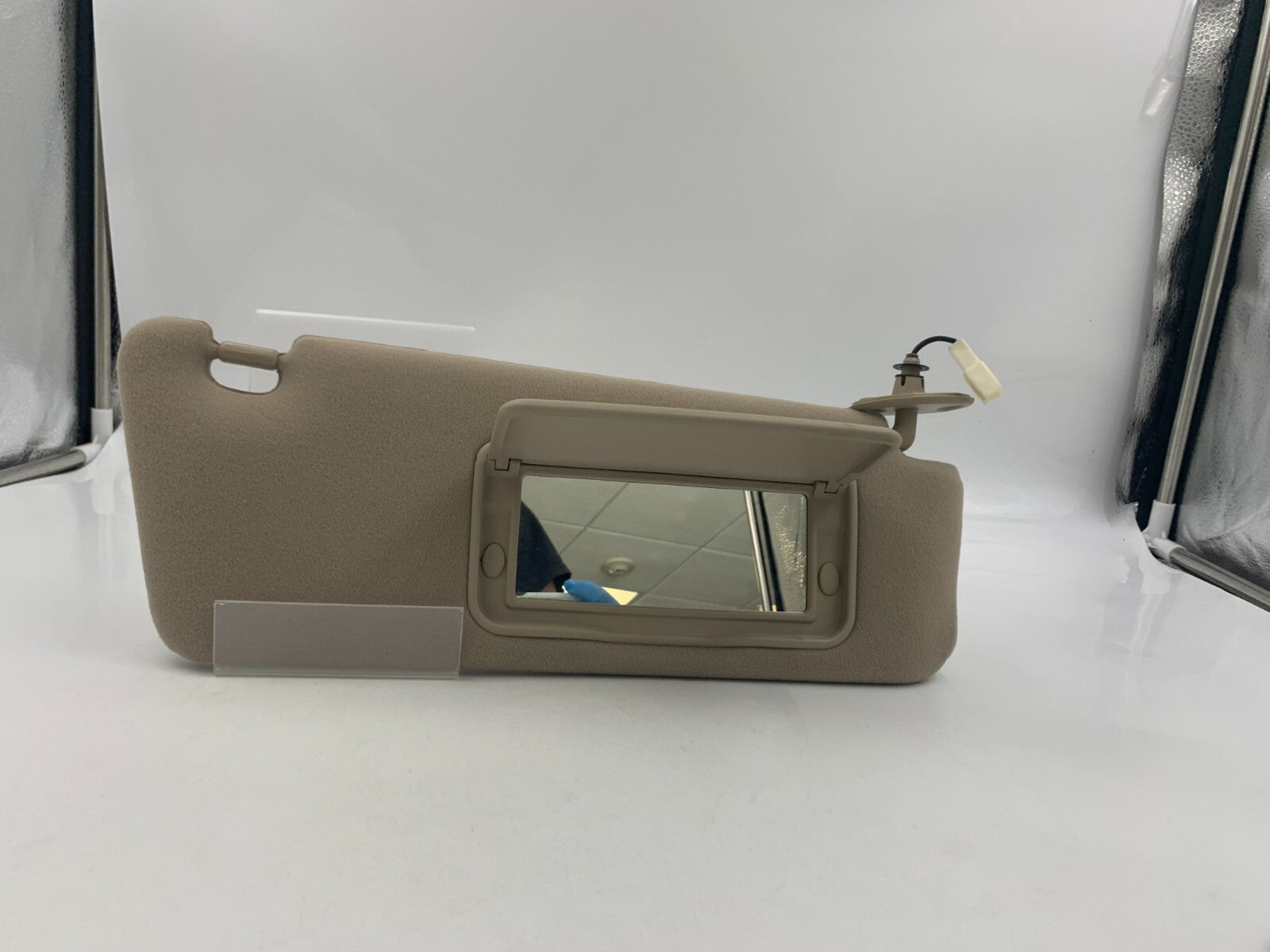 2002-2003 Lexus ES300 Passenger Sun Visor Gray Illuminated OEM A03B16064