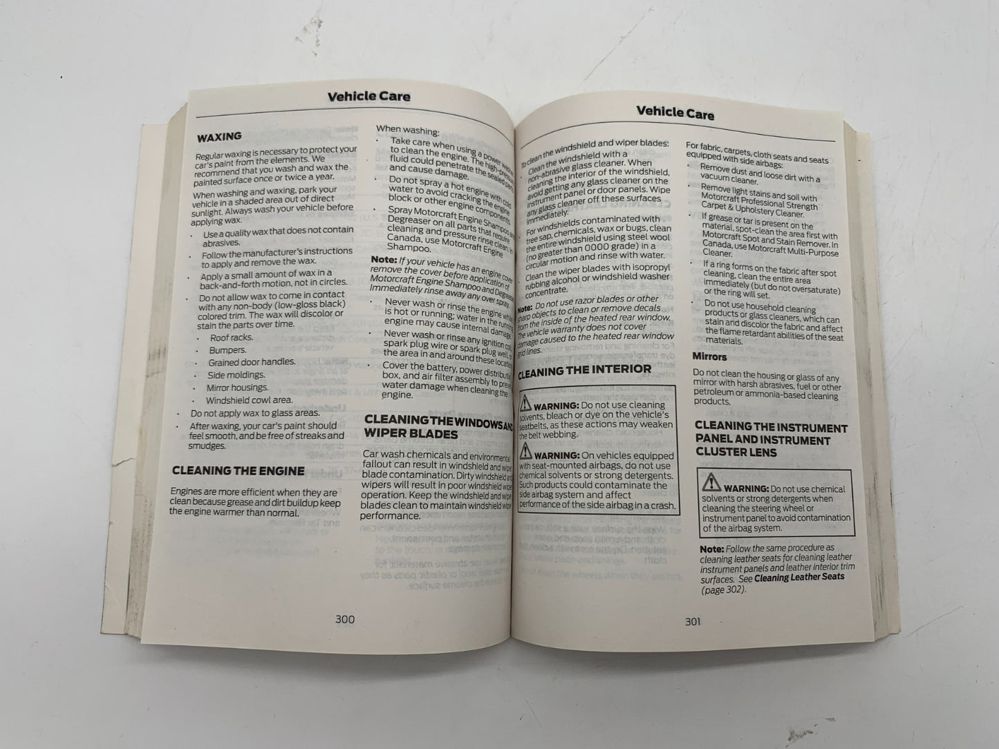 2019 Ford Edge Owners Manual Set with Case OEM A03B15006