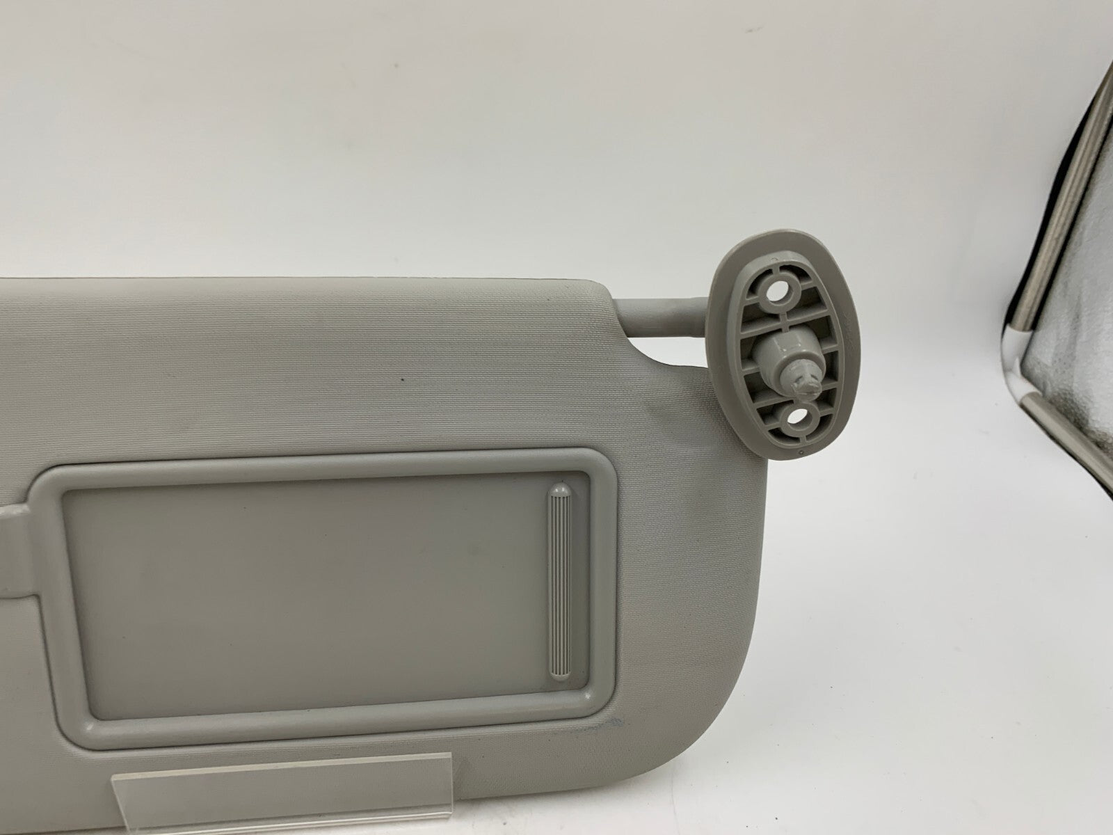 2014-2019 Kia Soul Passenger Sun Visor Illuminated Gray OEM A04B42007