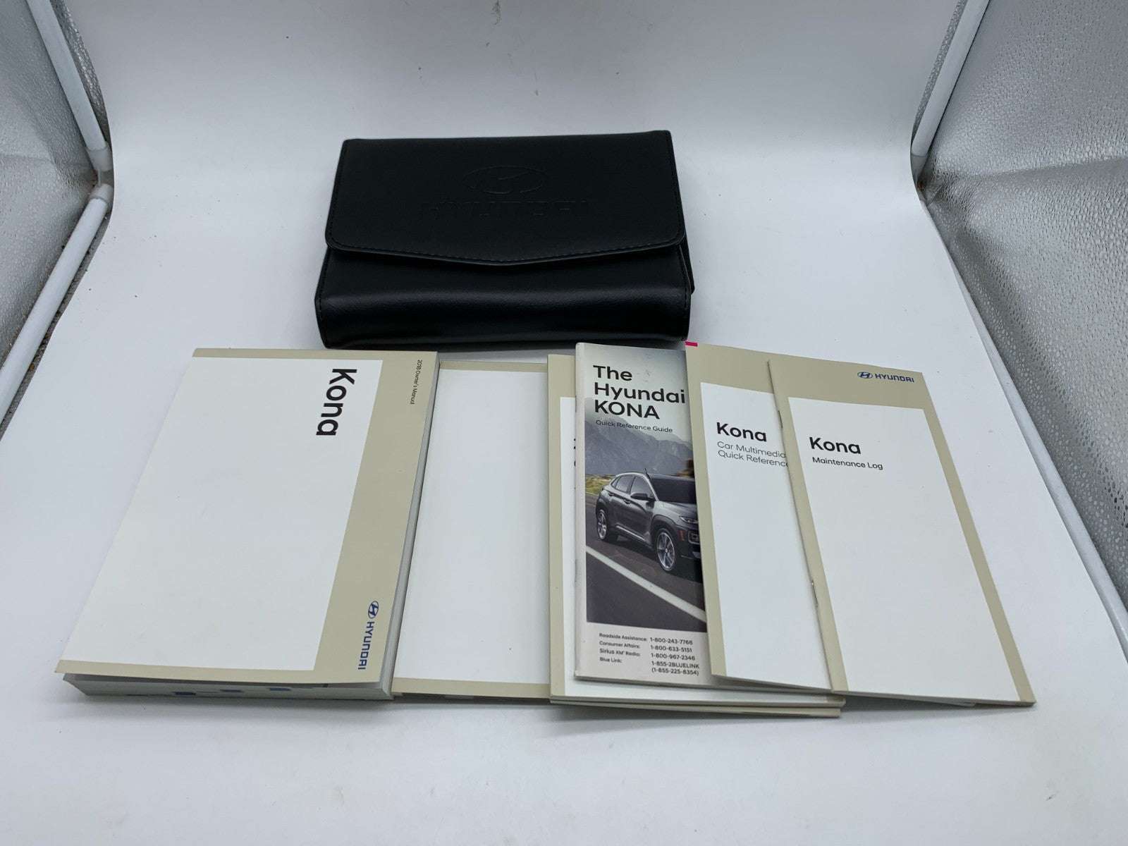 2018 Hyundai Kona Owners Manual Set OEM A04B07005