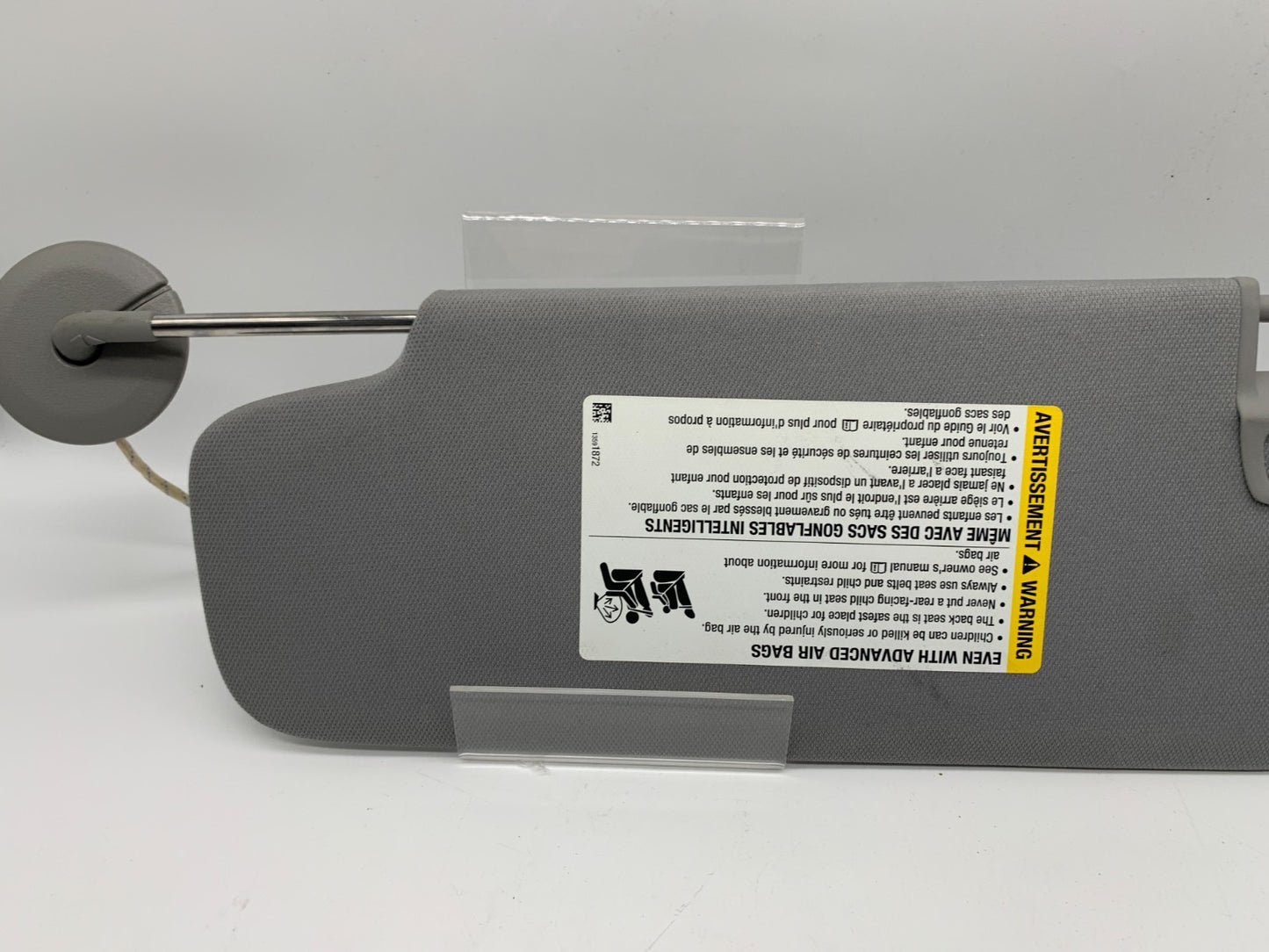 2021-2022 Chevrolet Trailblazer Passenger Sun Visor Gray OEM C01B07013