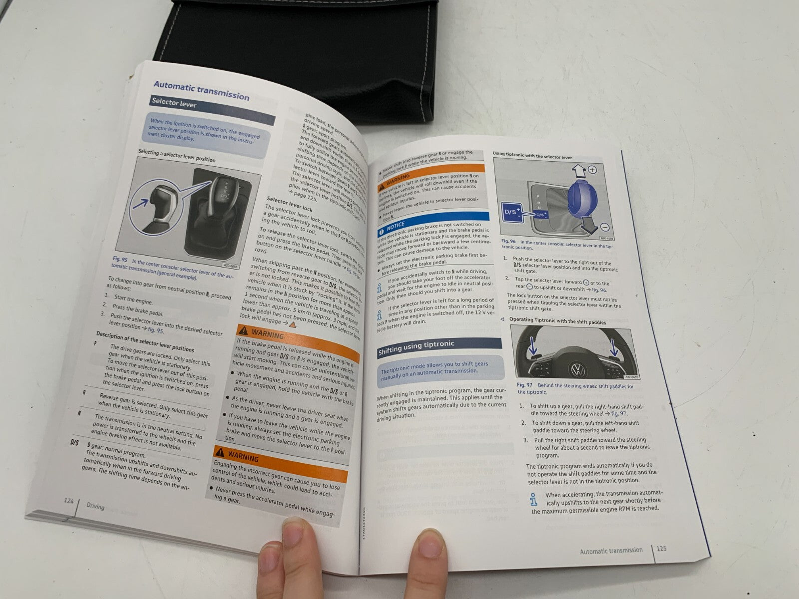 2024 Volkswagen Jetta GLI Owners Manual Set with Case OEM B03B38011