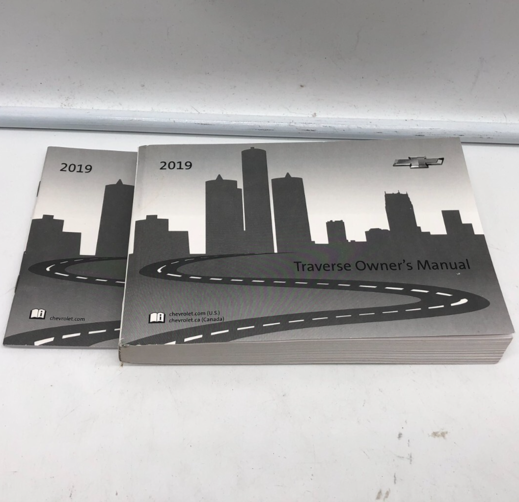 2019 Chevrolet Traverse Owners Manual Set OEM B03B63016