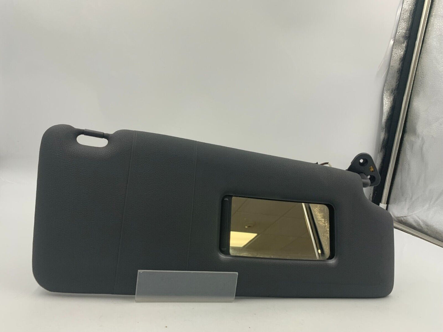 2004-2005 BMW X3 Passenger Sun Visor Charcoal Illuminated OEM B03B52089