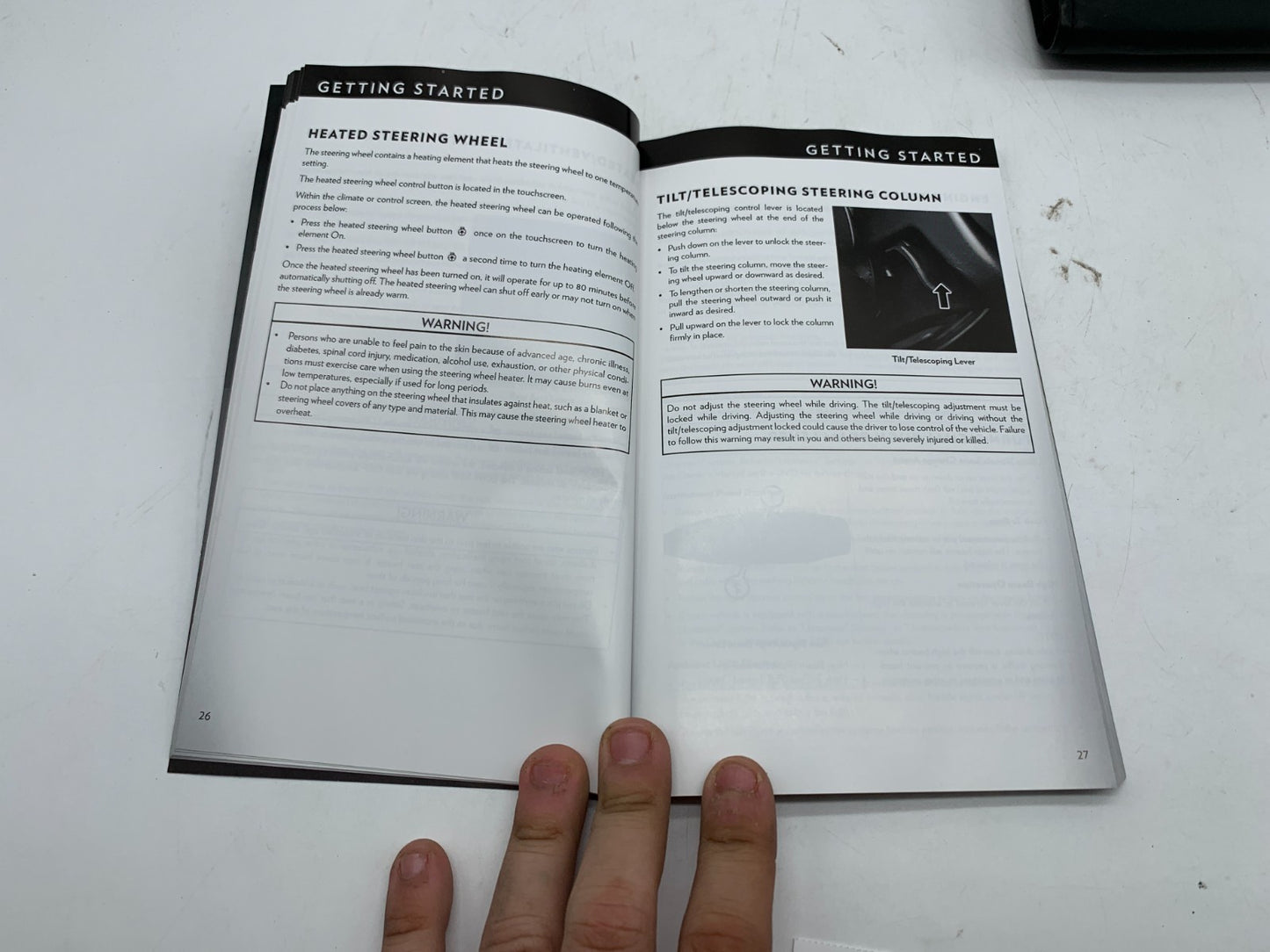 2015 Chrysler 200 Owners Manual with Case OEM C02B50024