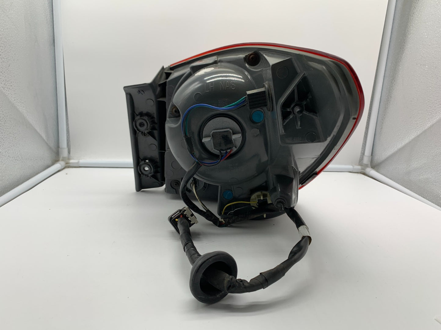 2011-2016 Chevrolet Cruze Driver Side Tail Light Taillight OEM E01B59007