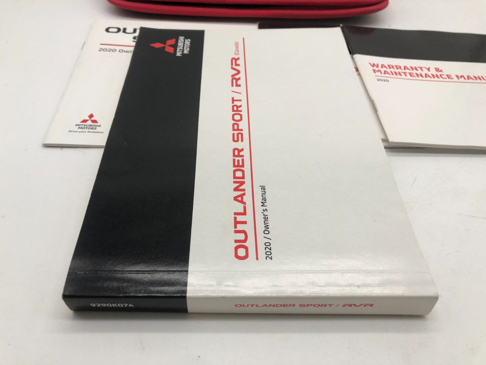 2020 Mitsubishi Outlander Owners Manual Set with Case OEM B03B22002