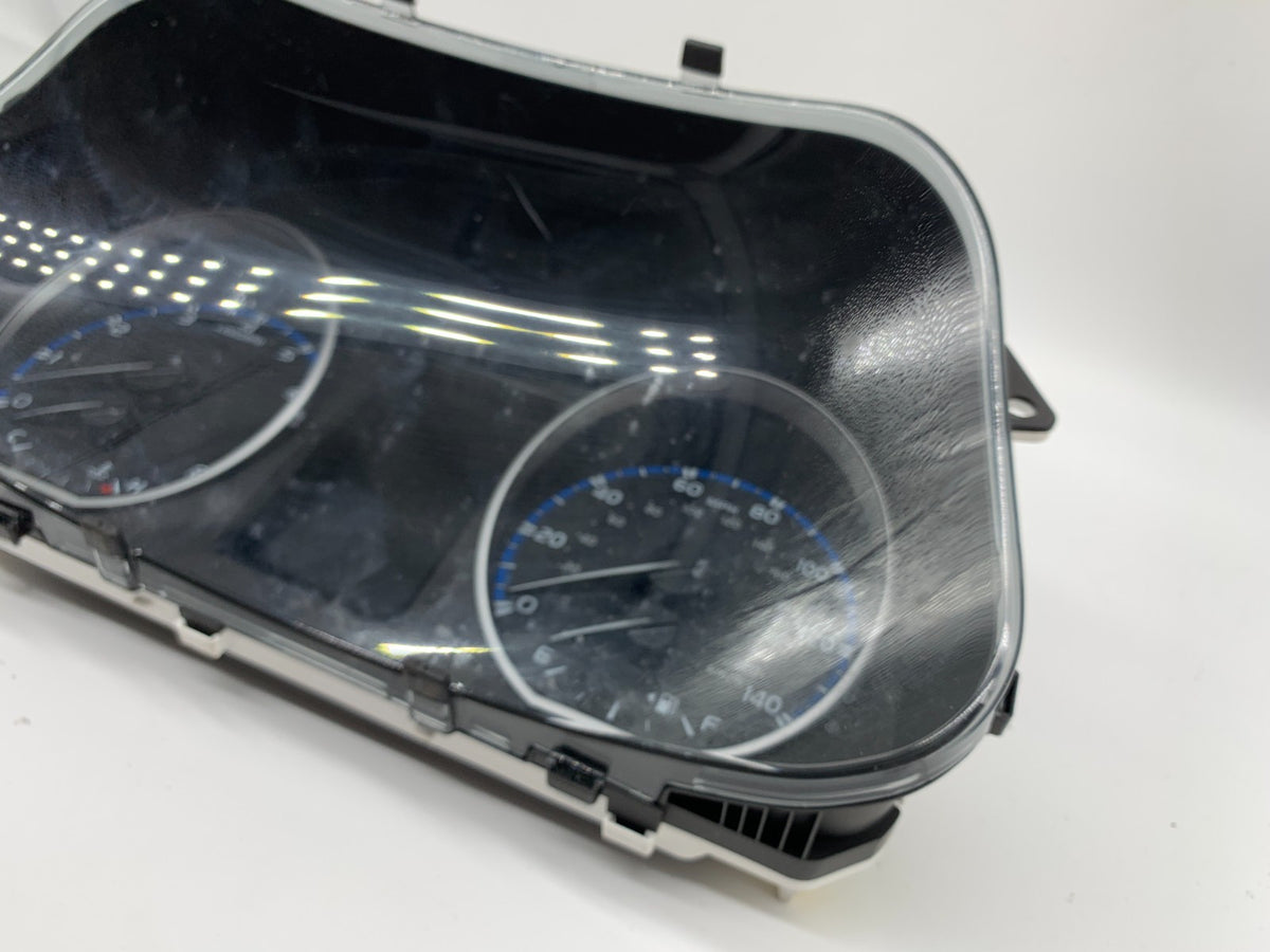2018-2018 Toyota RAV4 RAV 4 Speedometer Cluster 70690 Miles OEM D03B63002