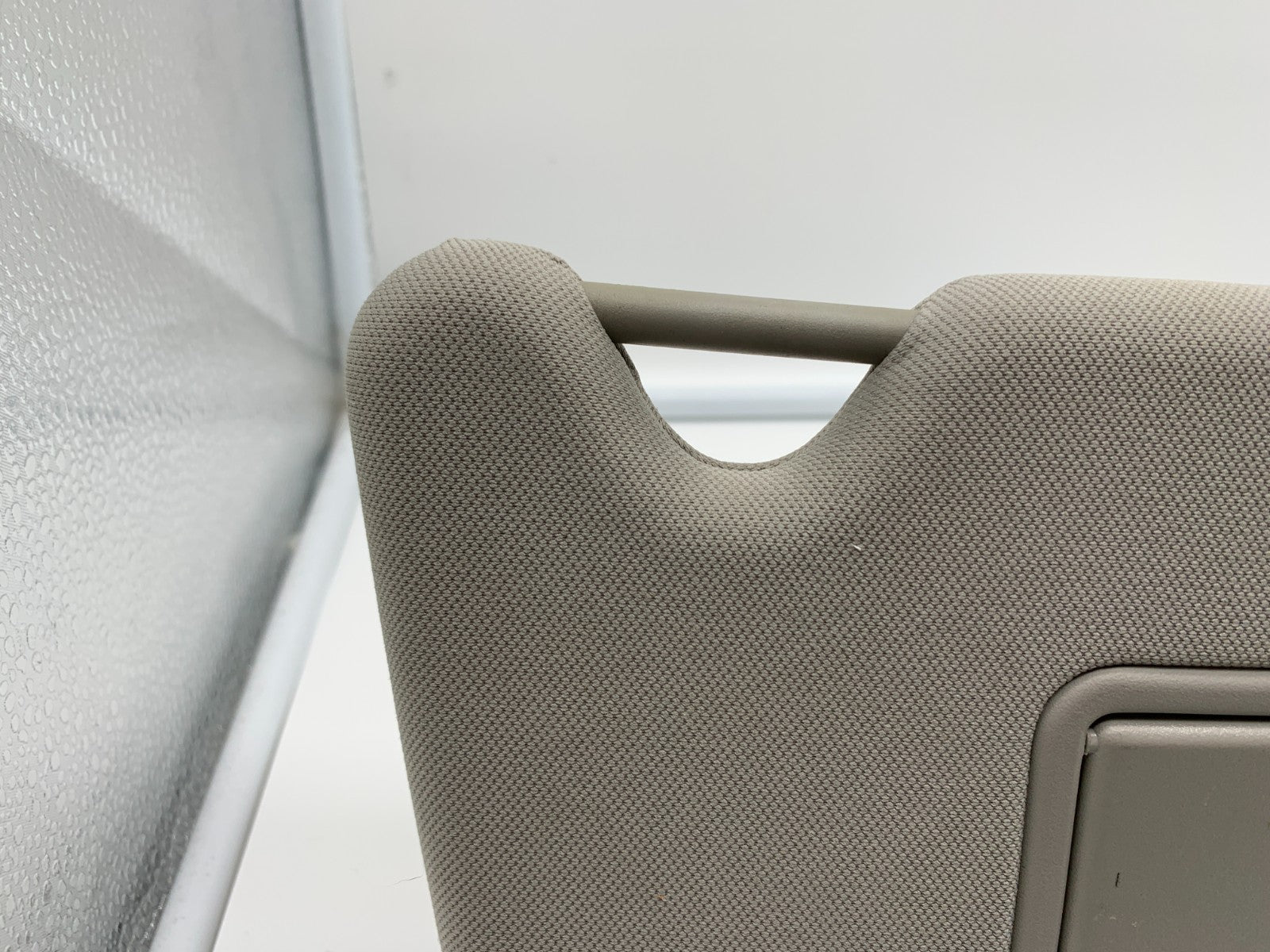 2006-2016 Chevrolet Impala Passenger Sun Visor Gray Illuminated OEM A02B30002