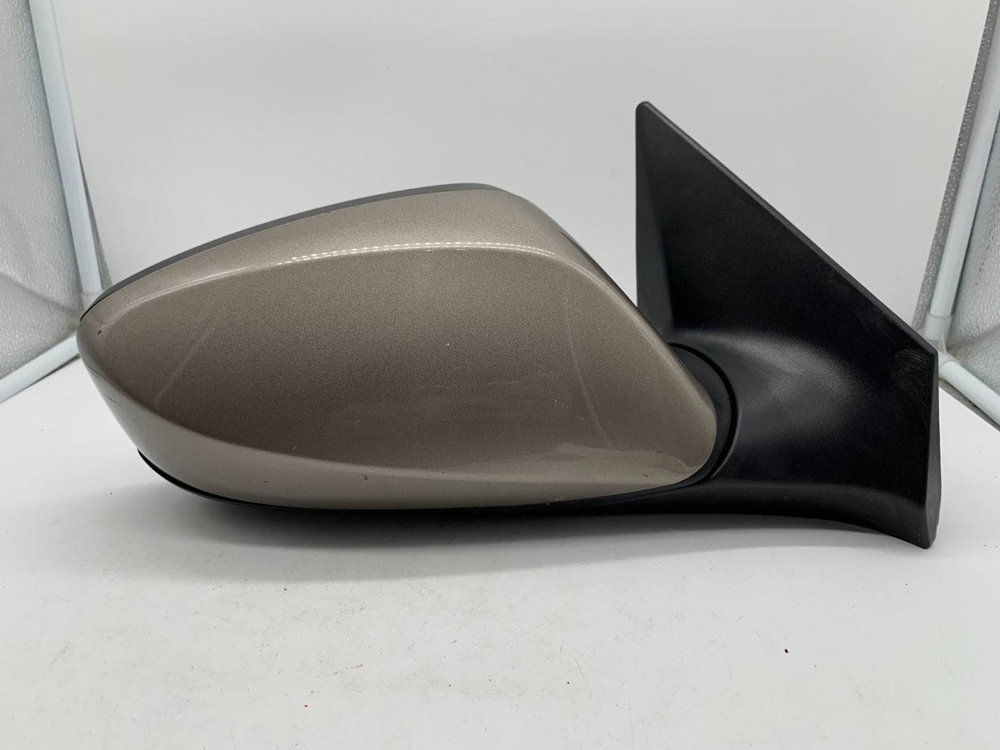 2015-2016 Hyundai Elantra Sedan Passenger View Power Door Mirror OEM Brown