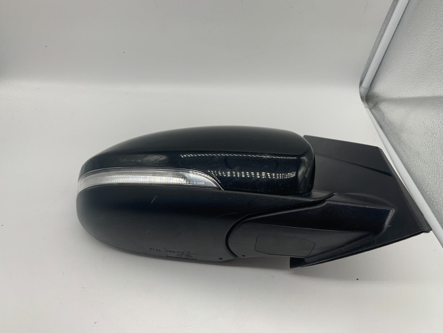 2016-2018 Hyundai Tucson Passenger Side View Power Door Mirror Black BSA OEM