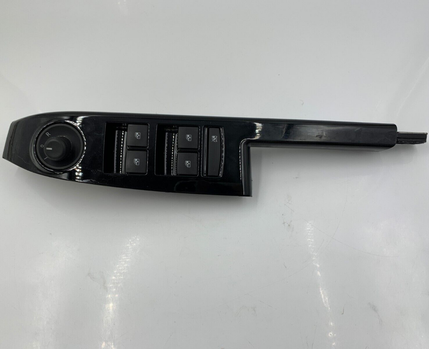 2017-2020 Chevrolet Sonic Master Power Window Switch OEM B01B07032