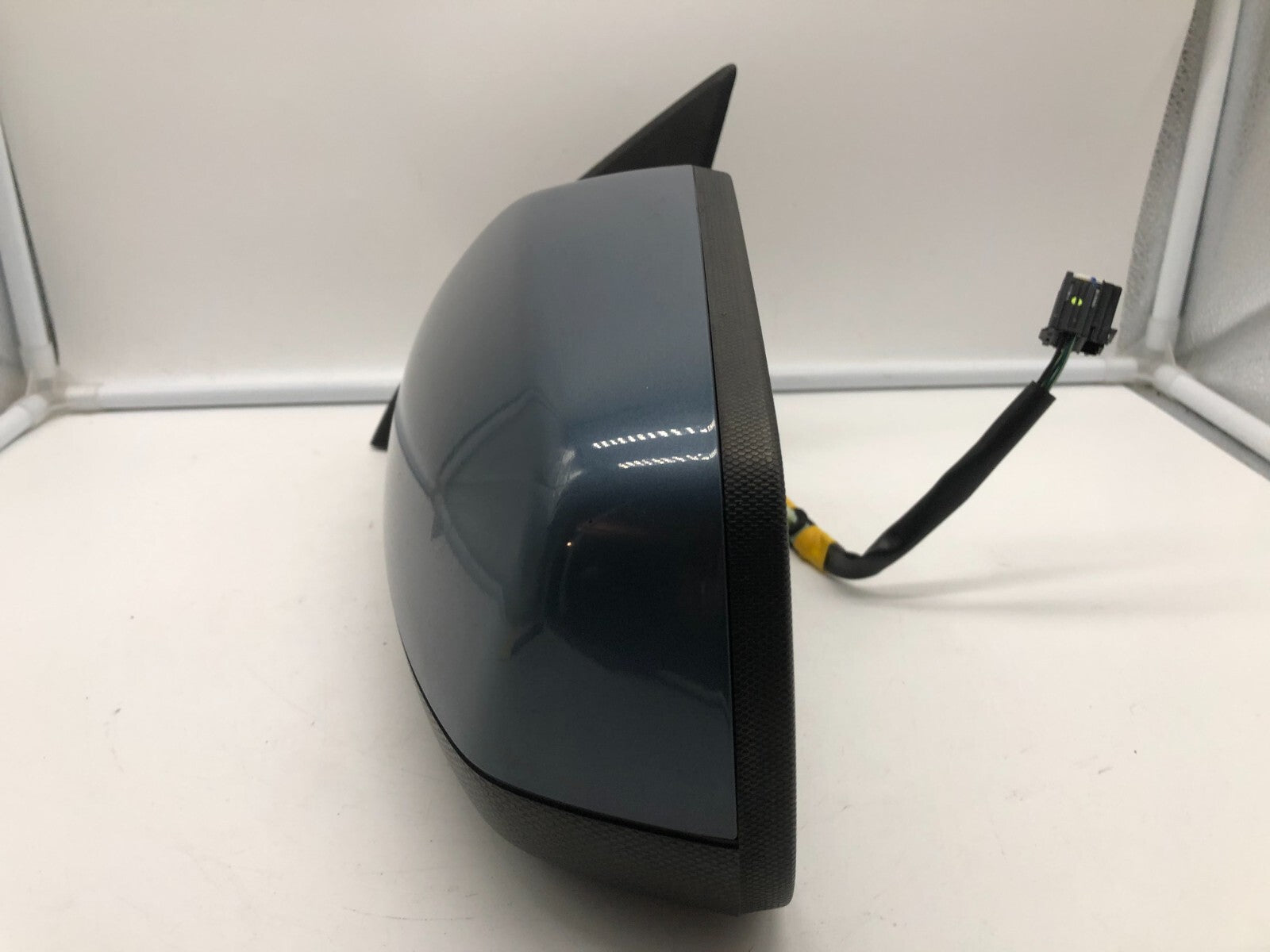 2010-2011 Chevrolet Equinox Driver Side View Power Door Mirror Blue D02B38001