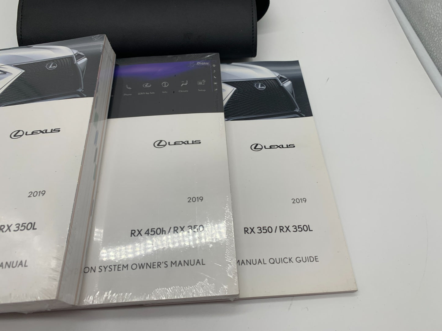 2019 Lexus RX350 RX350L Owners Manual Set with Case OEM D01B41076