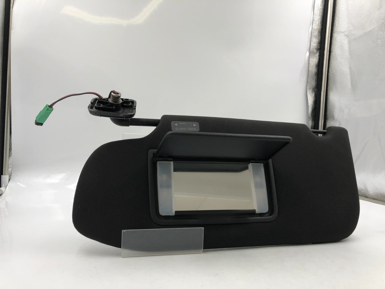 2013-2019 Ford Taurus Driver Sun Visor Black Illuminated OEM A01B54026