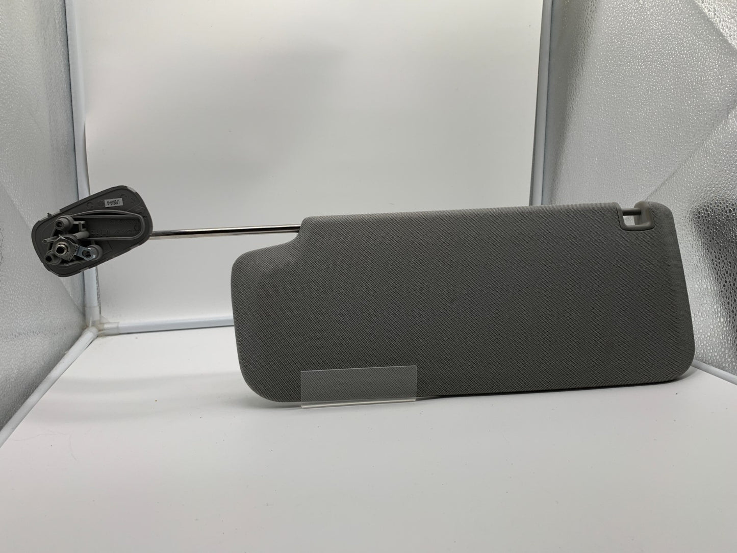 2014-2019 GMC Sierra 1500 Driver Sun Visor without Illumination Gray OEM