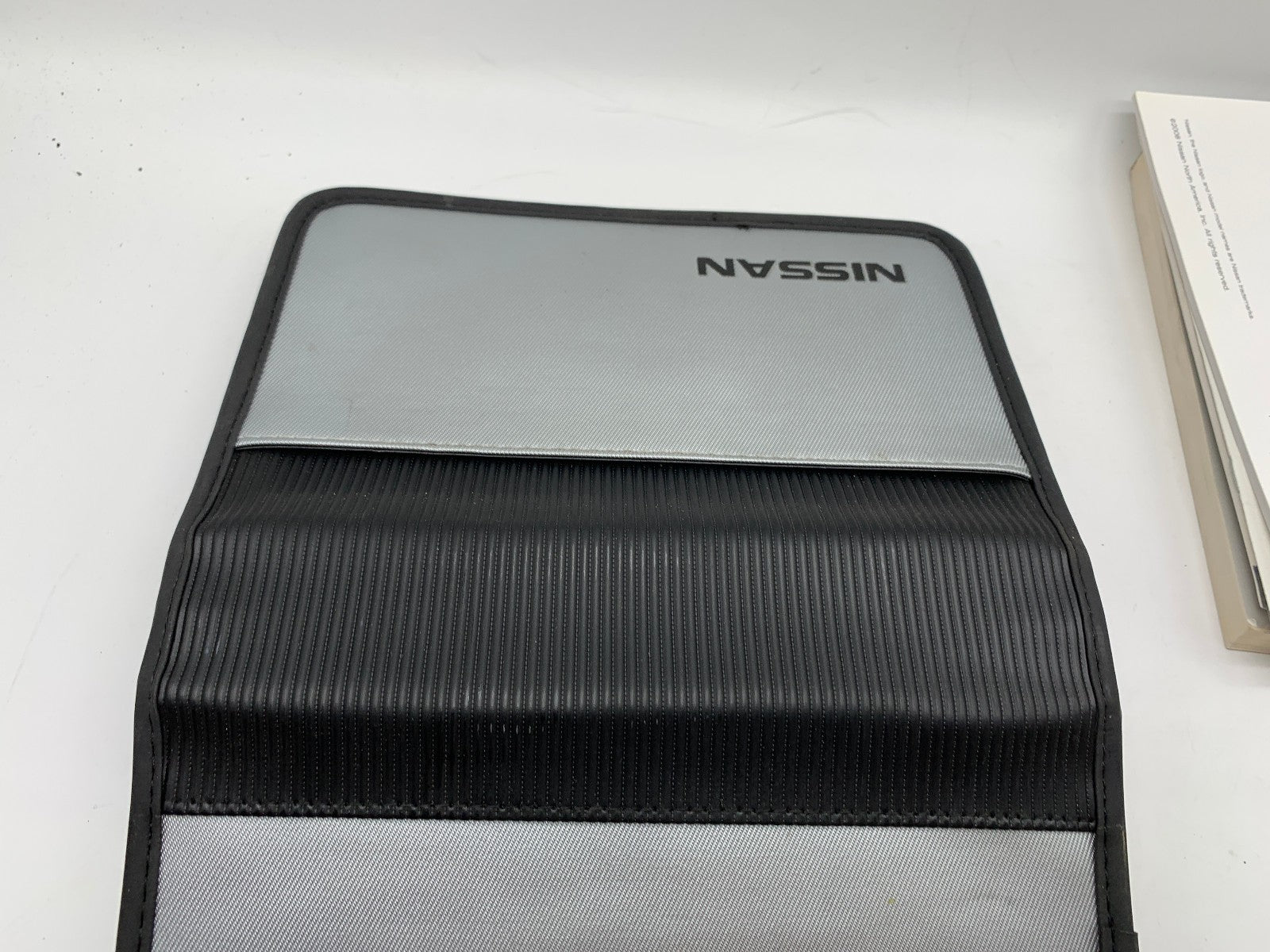 2009 Nissan Sentra Owners Manual Set with Case OEM D03B14041