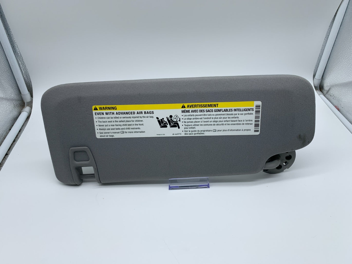2016-2021 Chevrolet Malibu Passenger Sun Visor Gray OEM C04B40015