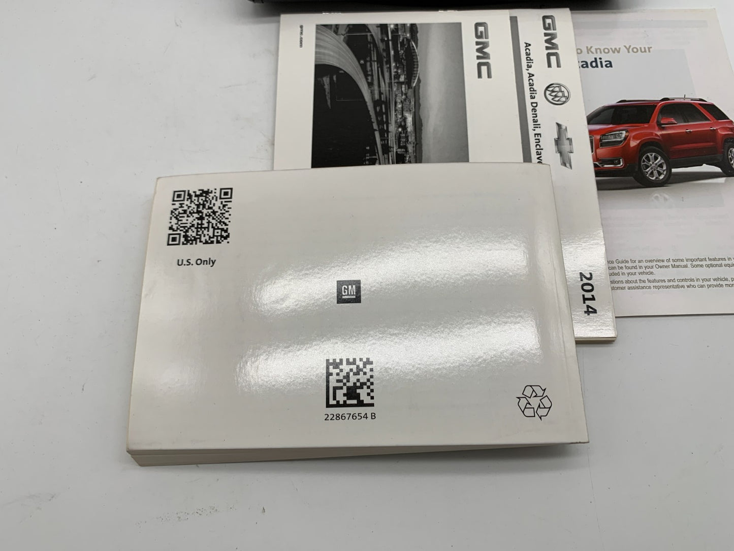 2014 GMC Acadia Denali Owners Manual Set with Case OEM B04B55051