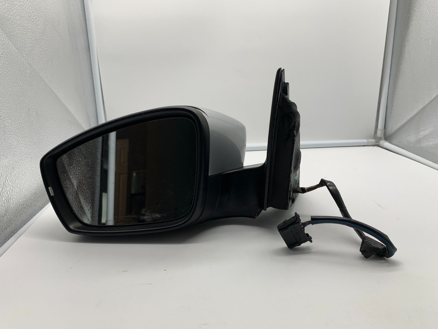 2011-2014 Volkswagen Jetta Driver Side View Power Door Mirror Silver C03B66014