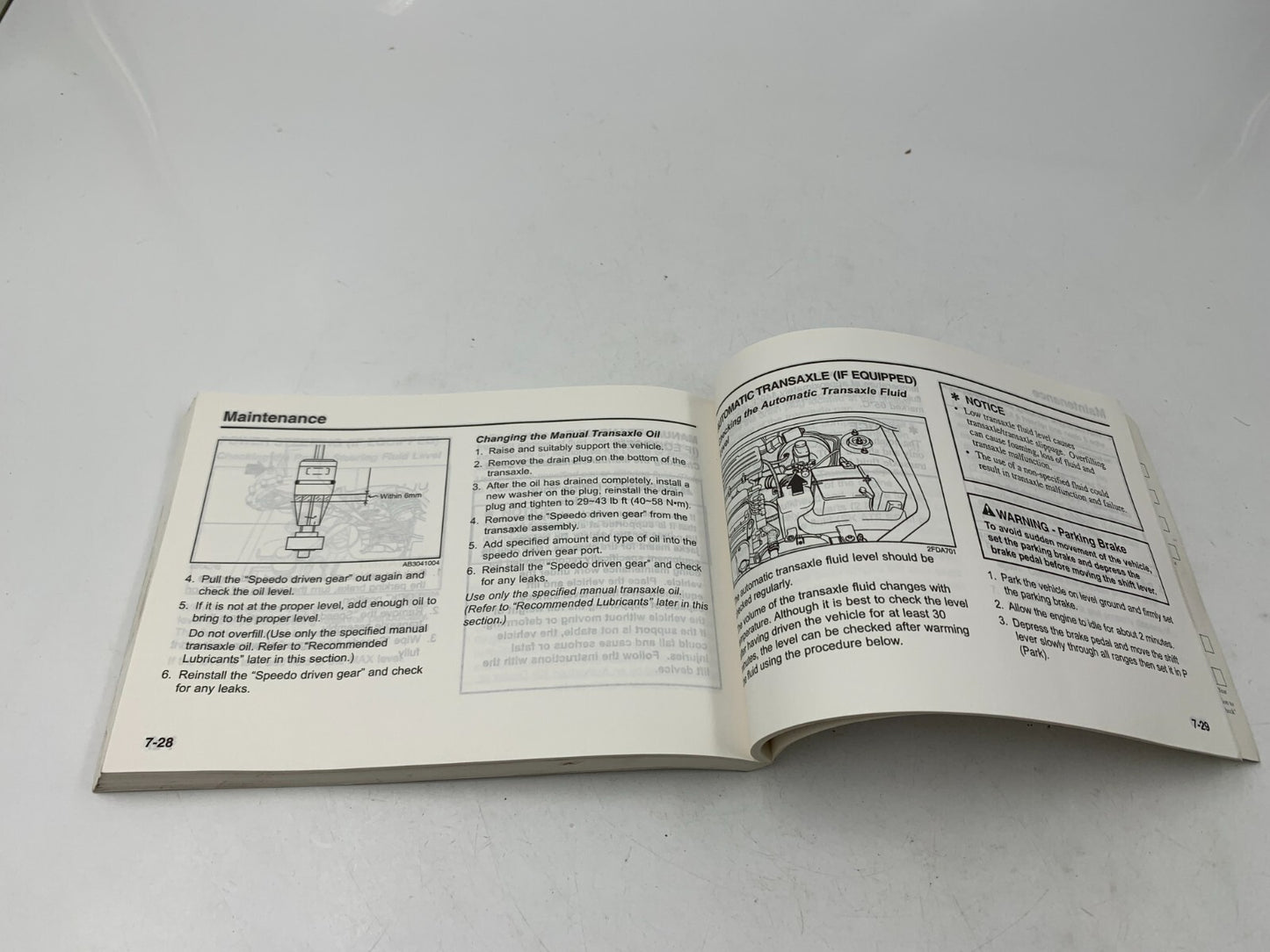 2003 Kia Rio Owners Manual OEM D04B31087