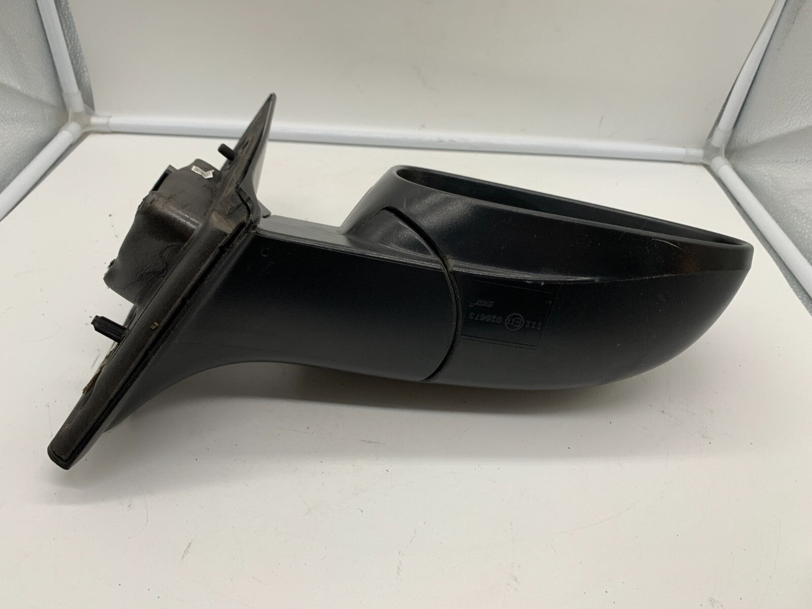 2012-2019 Chevrolet Sonic Passenger Side View Power Door Mirror Black E03B17075