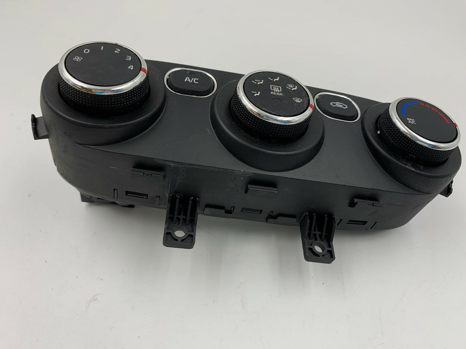 2017-2018 Kia Forte AC Heater Climate Control OEM B01B54001