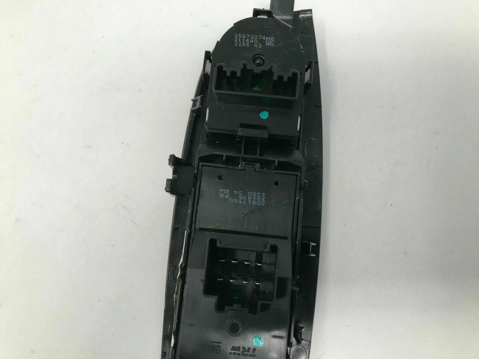 2011-2013 Chevy Malibu Master Power Window Switch OEM C02B01008