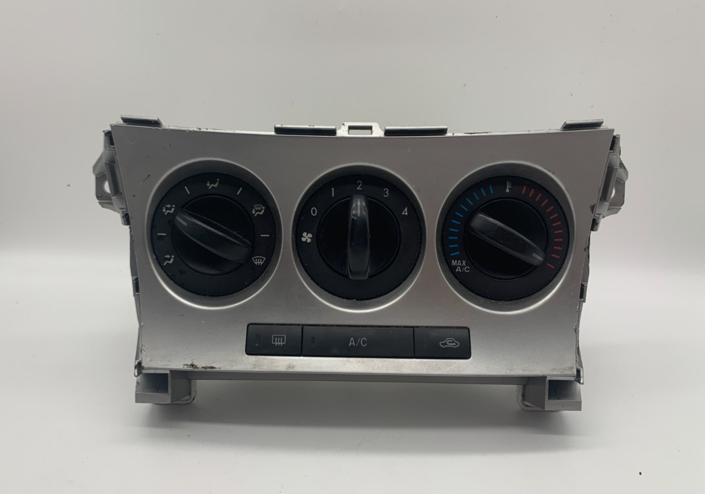 2010-2011 Mazda 3 Climate Control Manual AC Heater Unit OEM