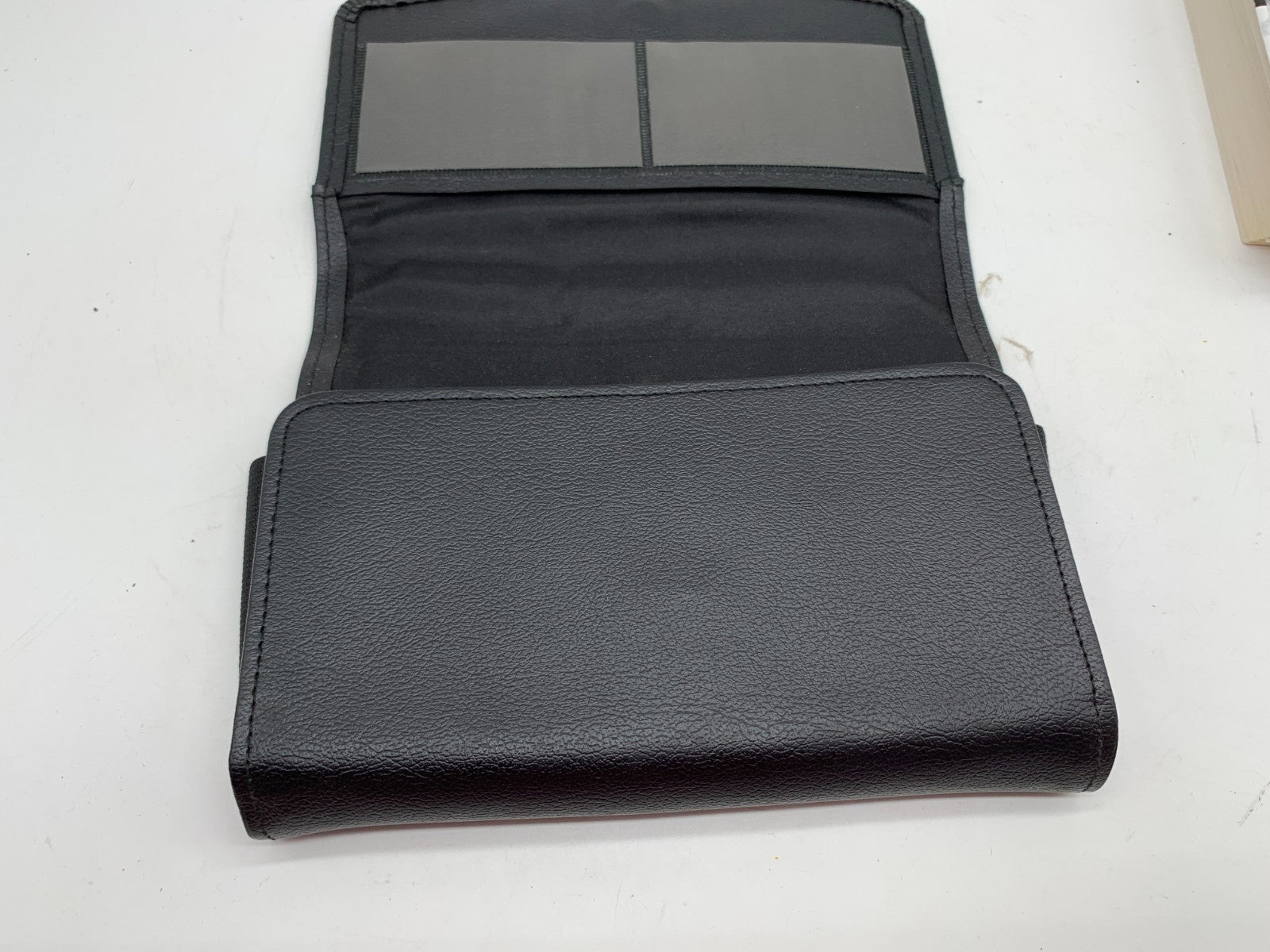 2017 GMC Sierra Owners Manual Set with Case OEM D03B68014