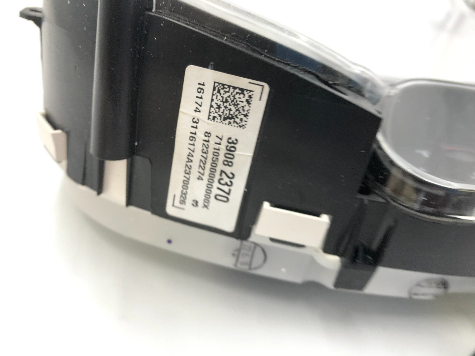 2016 Chevrolet Cruze Speedometer Instrument Cluster 1,680 Miles OEM B02B05046