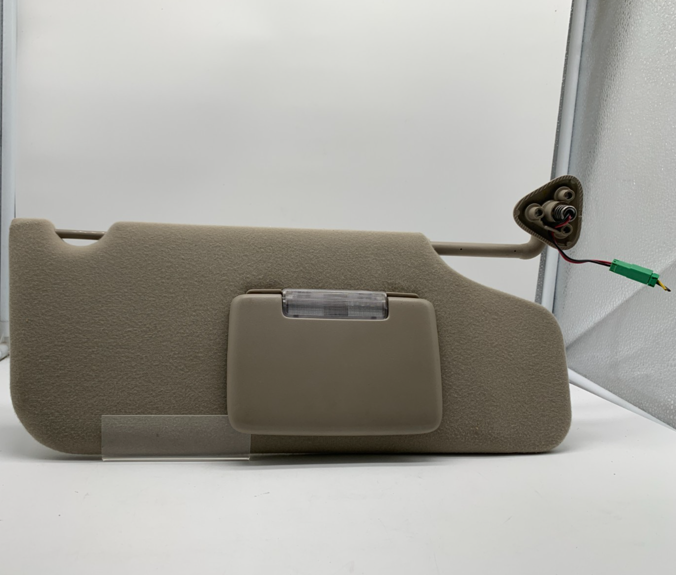 2008-2009 Ford Taurus Passenger Sun Visor Gray Illuminated OEM B03B16095
