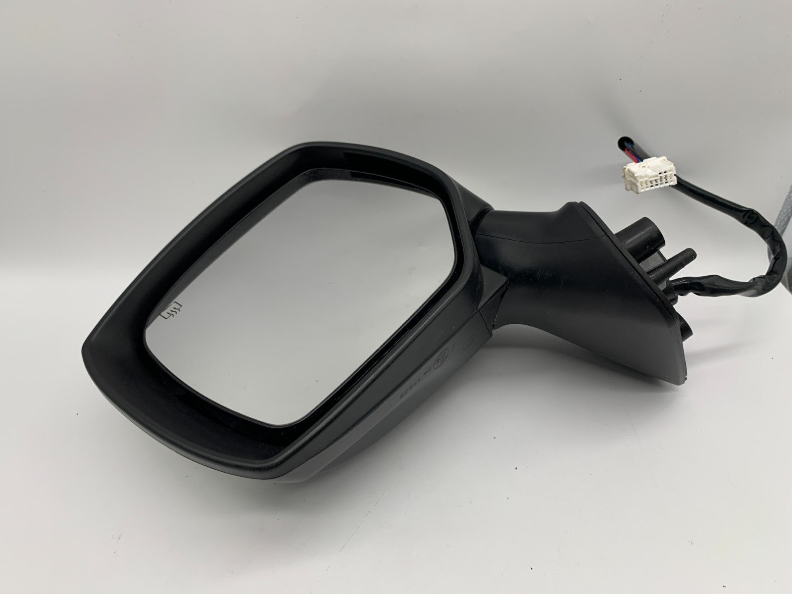 2014-2016 Subaru Forester Driver Side Power Door Mirror White OEM C02B05022