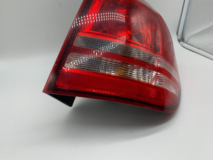 2009 Dodge Journey Passenger Side Tail Light Taillight OEM B02B09085