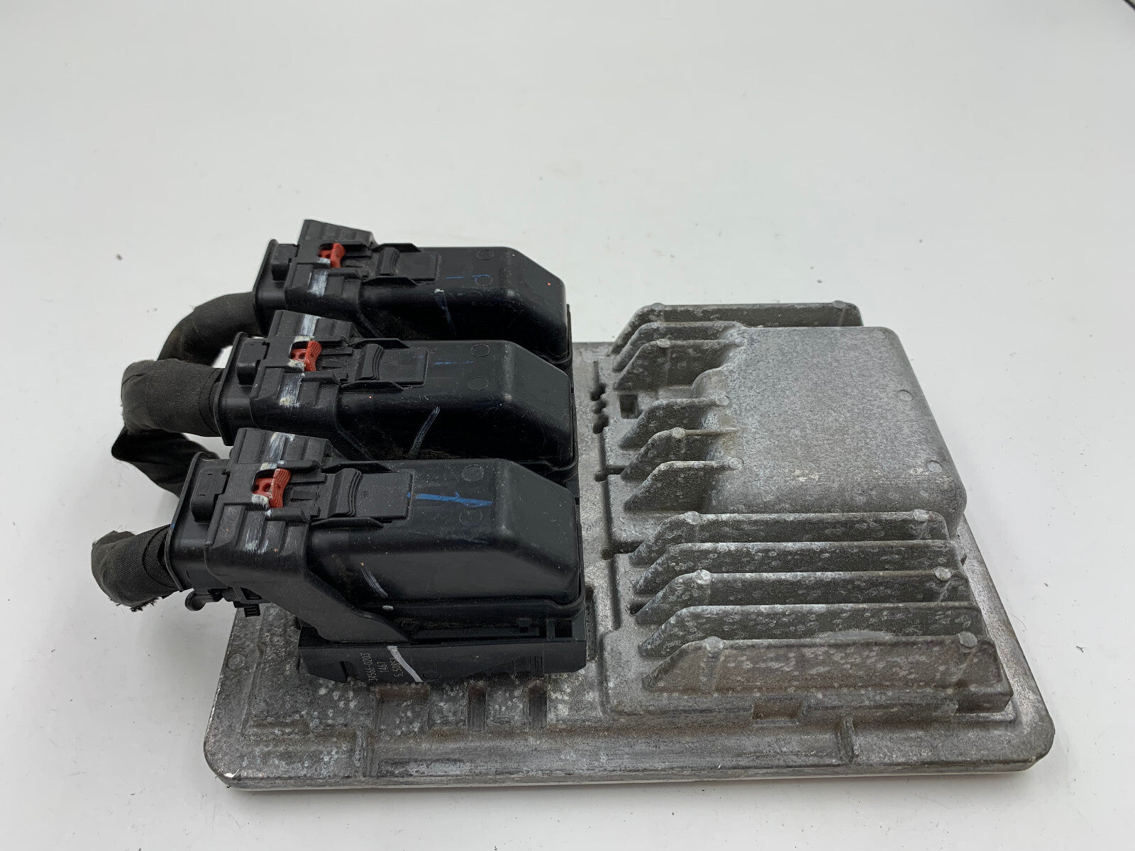 2017-2020 GMC Terrain Engine Control Module Unit ECU ECM OEM E03B29046