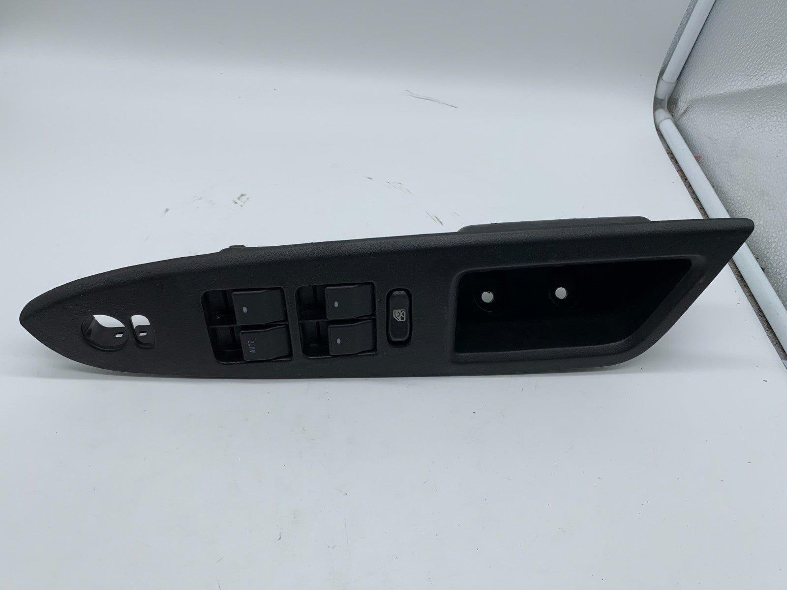 2009-2013 Chevrolet Impala Master Power Window Switch OEM B02B02002