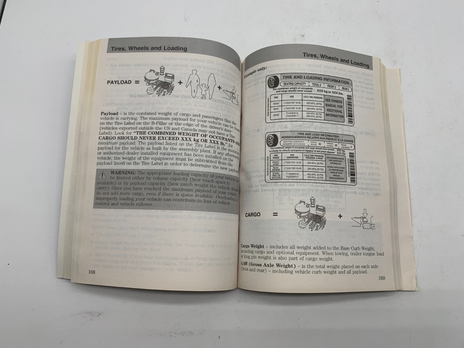 2010 Ford E-Series ESeries Owners Manual Set with Case OEM A04B28003