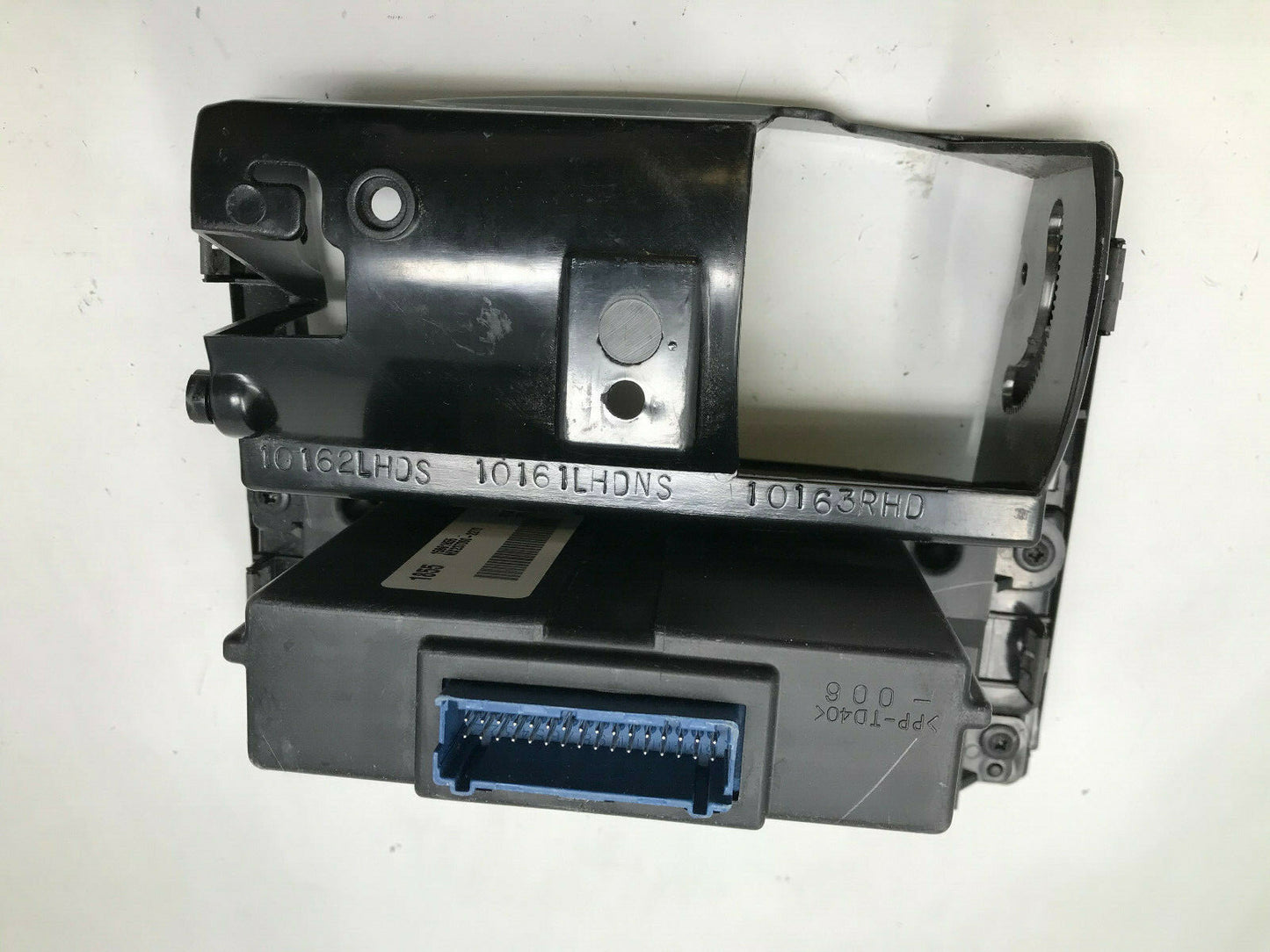 2007 Cadillac CTS AC Heater Climate Control Unit OEM D02B40001