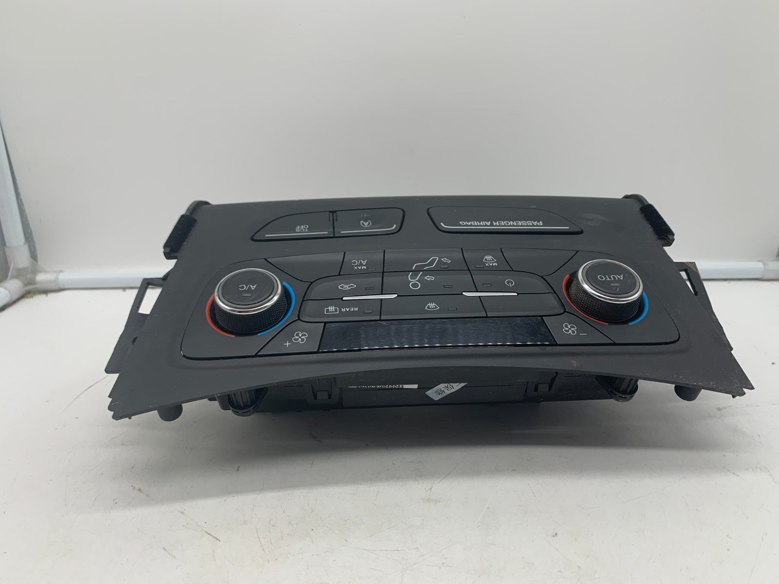 2017 Ford Escape AC Heater Climate Control Unit OEM A01B52093