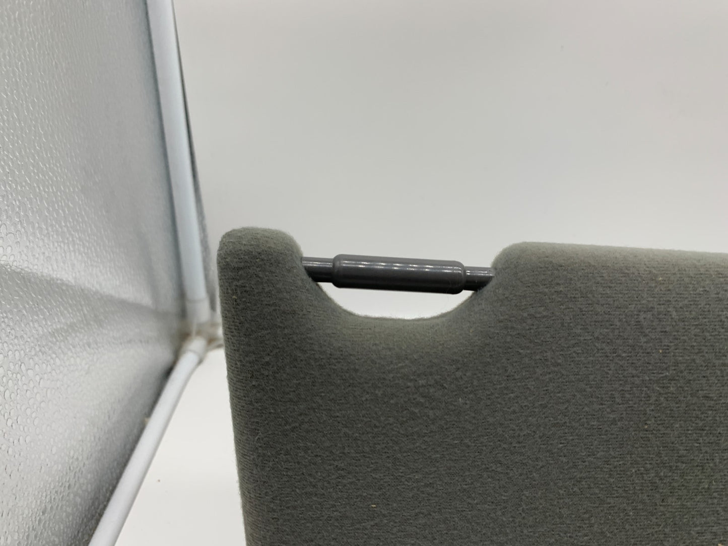 2005-2012 Toyota Avalon Passenger Sun Visor Illuminated Gray OEM C03B65014