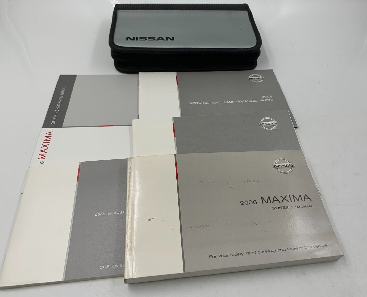 2006 Nissan Maxima Owners Manual Set with Case OEM B02B38083