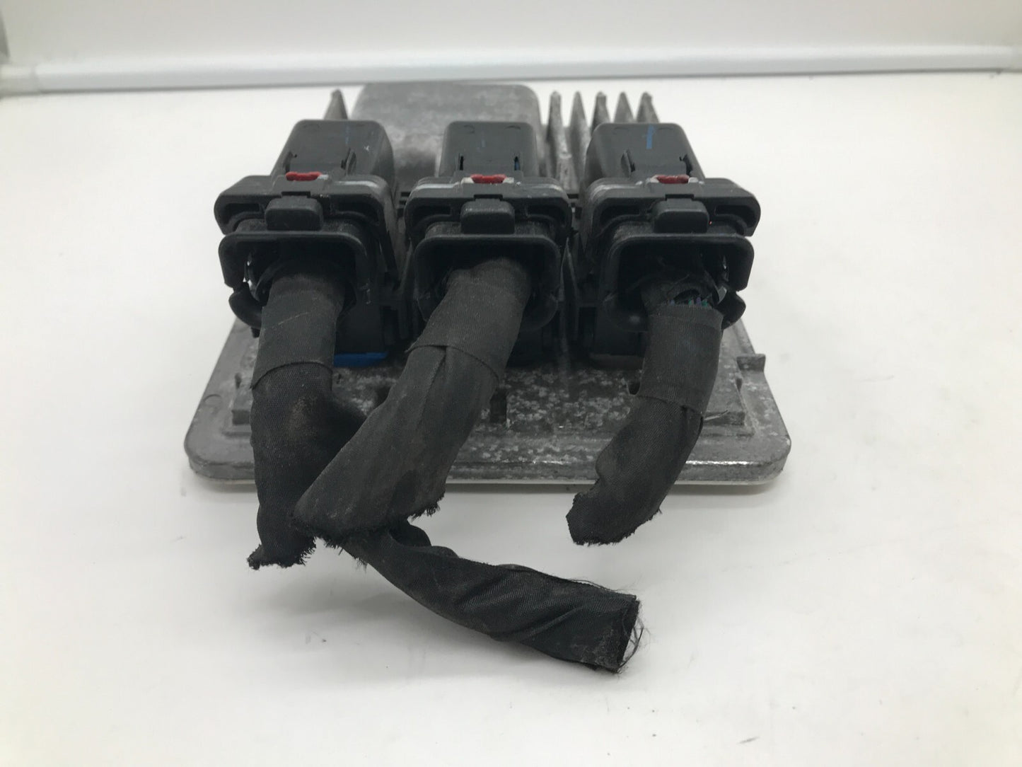 2017-2020 GMC Terrain Engine Control Module Unit ECU ECM OEM E03B29046