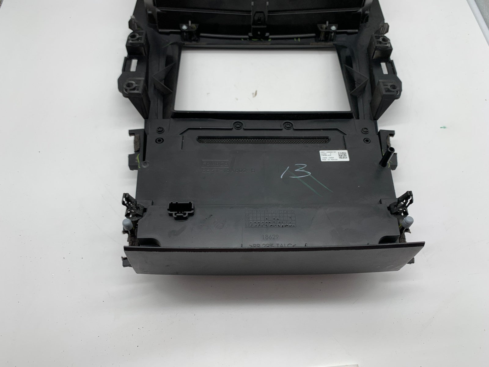 2011-2014 Ford Explorer AC Heater Climate Control Unit OEM C03B32001