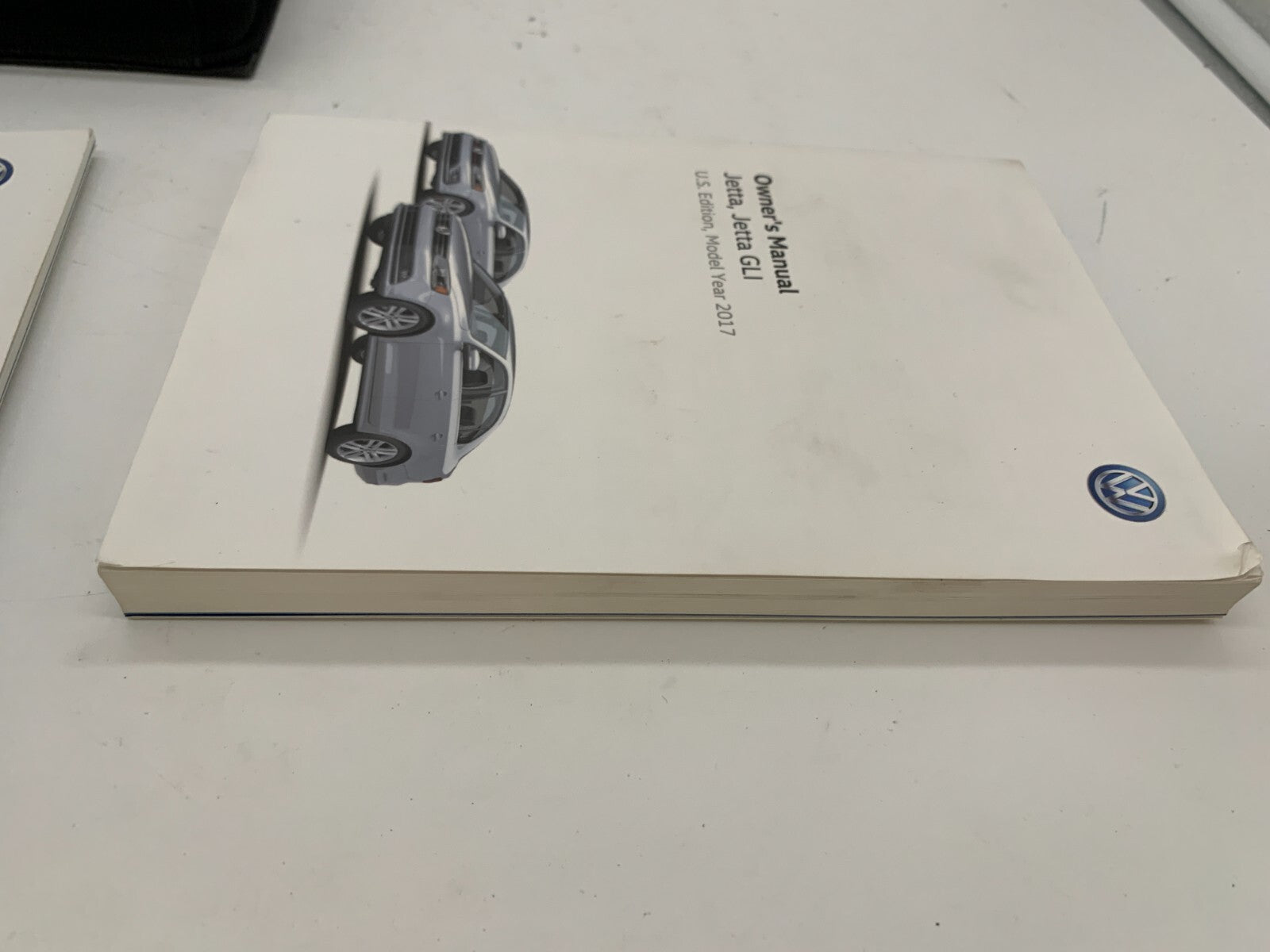 2016 Volkswagen Jetta Owners Manual Set with Case OEM A03B42008